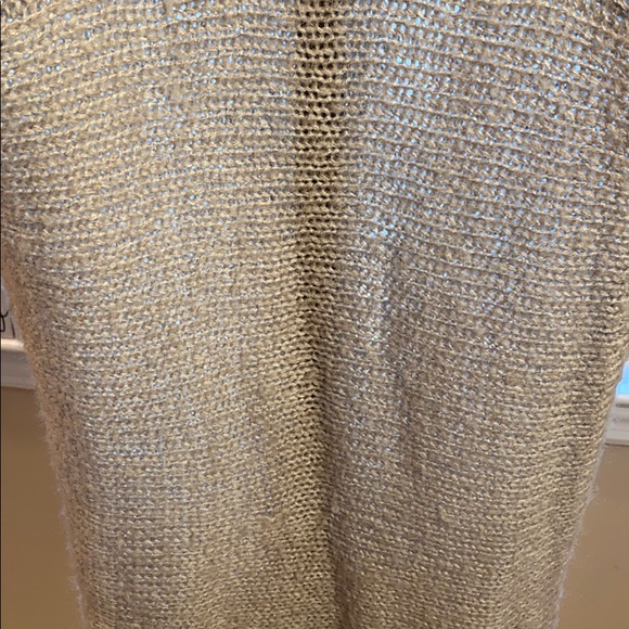 DEREK ❤️HEART COWL NECK SWEATER SO CUTE!❤️ w $4.99 discounted shipping👏🏻❤️ - Picture 3 of 6